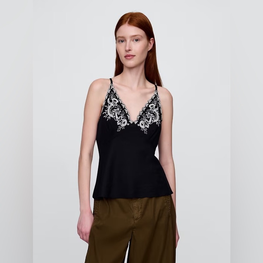 GAP Linen-Blend Embroidered Halter Top Black M